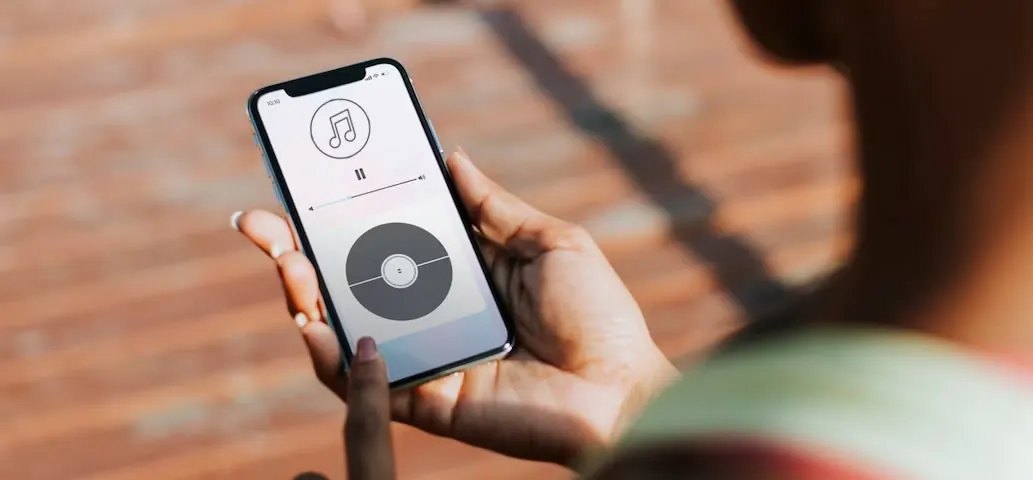 Afinal, como funciona um streaming de áudio?
